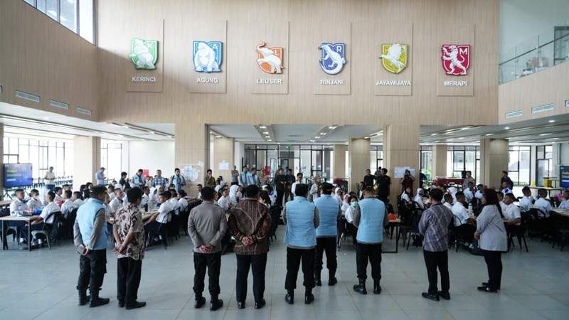 Gedung baru SMA Kemala Taruna Bhayangkara di Gunung Sindur Bogor