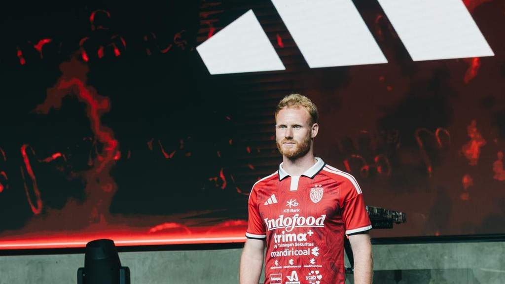 Jersey anyar Bali United untuk Super League 2026/2027 dengan desain Barong dan Hanoman