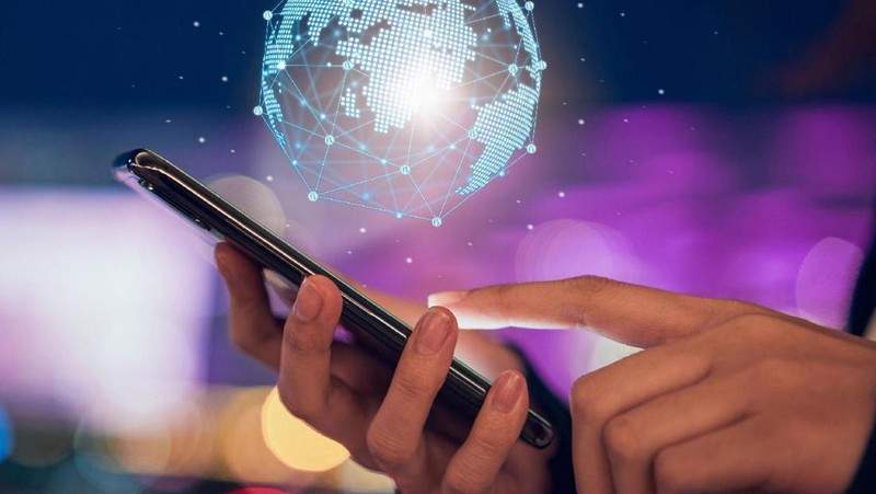 Ilustrasi pengemudi ojek online dan aturan baru Mahkamah Konstitusi terkait kuota internet yang tidak boleh hangus