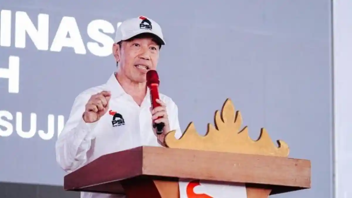Jokowi Siap Bawa Ijazah SD dan SMP ke Sidang Roy Suryo-Dokter Tifa