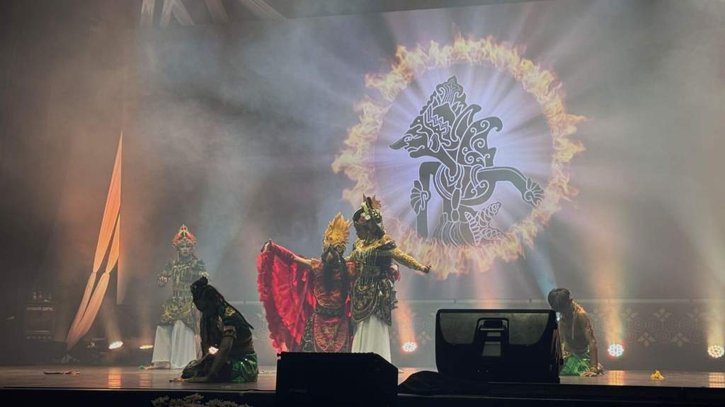Angkat Kisah Garudeya, Festival Seni Pertunjukan Jatim Unjuk Gigi