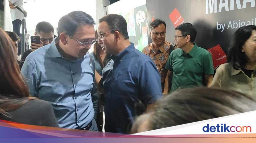 Anies Baswedan dan Ahok bertemu dalam acara peluncuran buku di kawasan fX Sudirman