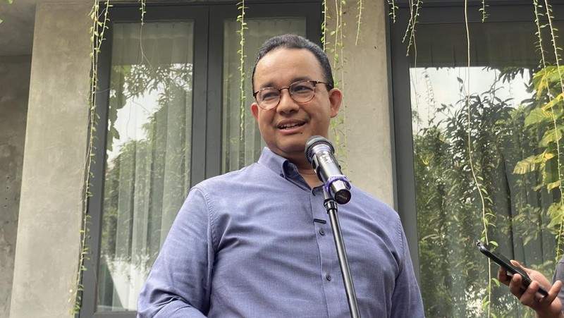Anies Baswedan memberikan pidato inspiratif di acara Festival Turun Tangan 2024