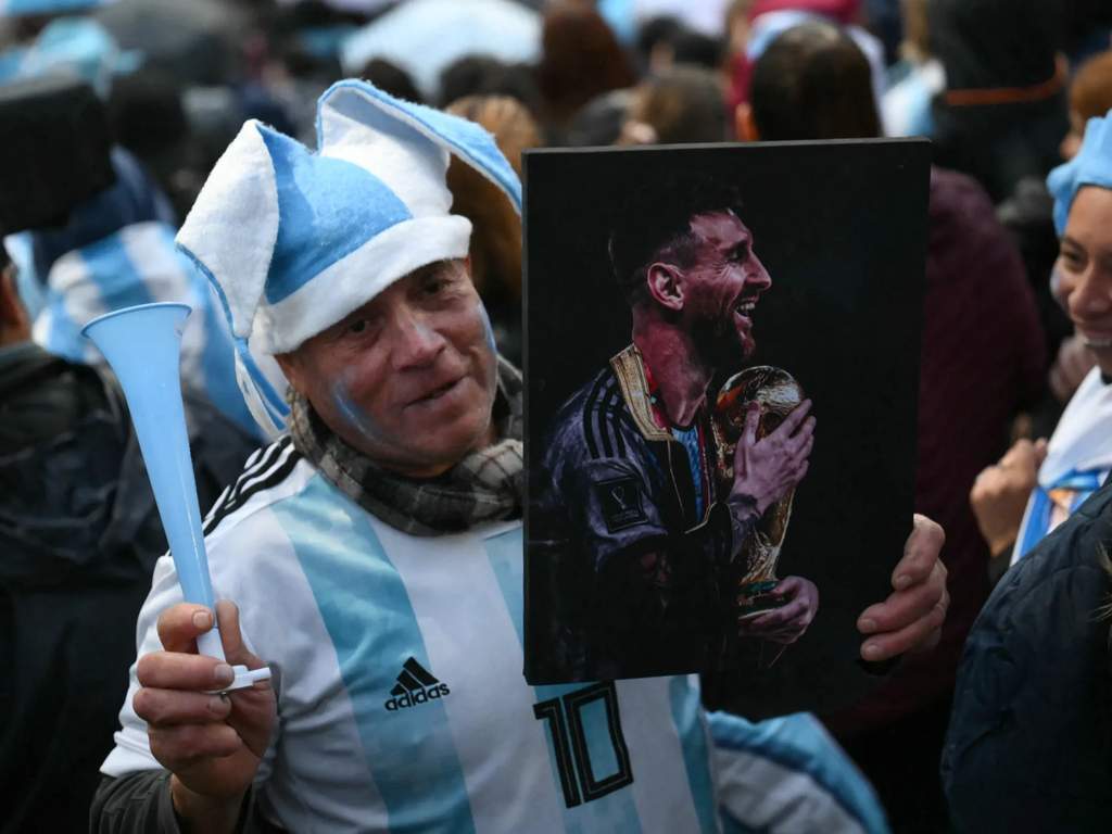 Penyambutan Timnas Argentina di Bandara Ezeiza usai laga final Piala Dunia 2026