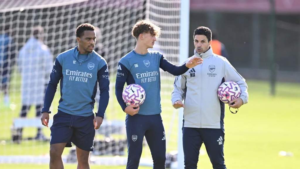 Pemain Arsenal menjalani latihan pramusim bersama pelatih Mikel Arteta