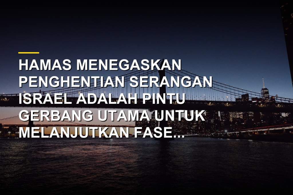 Asap tebal membubung dari lokasi serangan Israel di Yarmouk, Kota Gaza, Palestina