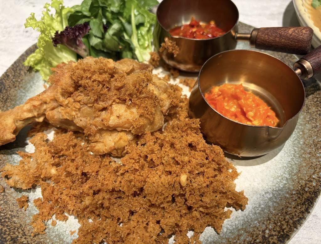 Ayam Goreng Kriuk Kremes Jadi Menu Kuliner Favorit Masyarakat