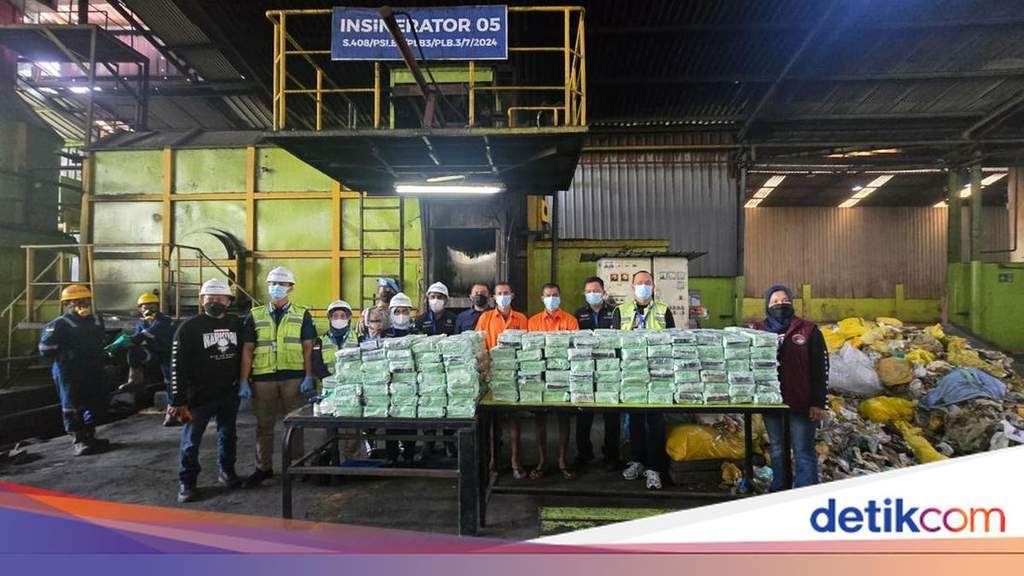 Bareskrim Polri memusnahkan barang bukti 325 kg sabu jaringan Thailand Aceh di Karawang