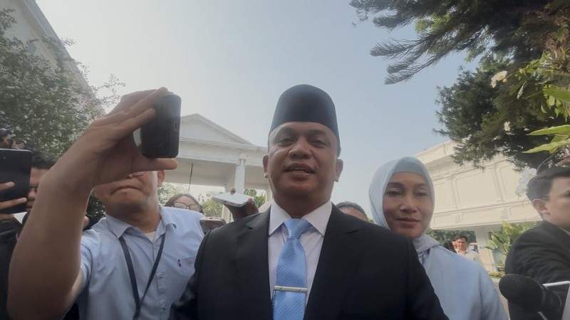 Petugas Badan Gizi Nasional melakukan investigasi kasus keracunan di Jember