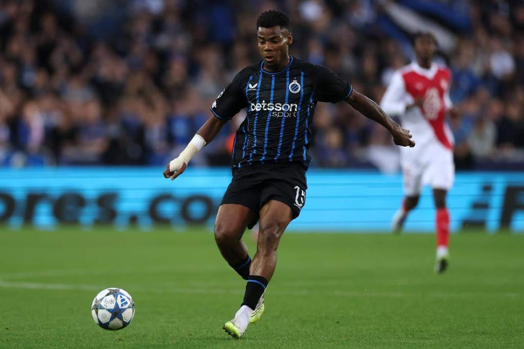 Raphael Onyedika dalam bidikan transfer Eintracht Frankfurt dari Club Brugge