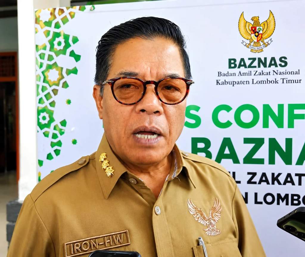 Bupati Lombok Timur H. Haerul Warisin berikan arahan pencegahan korupsi kepada pejabat daerah