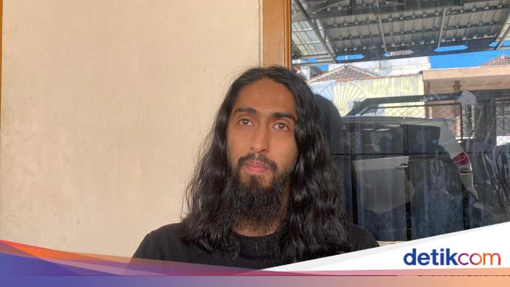 Faiq Muhammad Alkatiri pedagang kambing di Kota Batu yang viral karena mirip Yesus