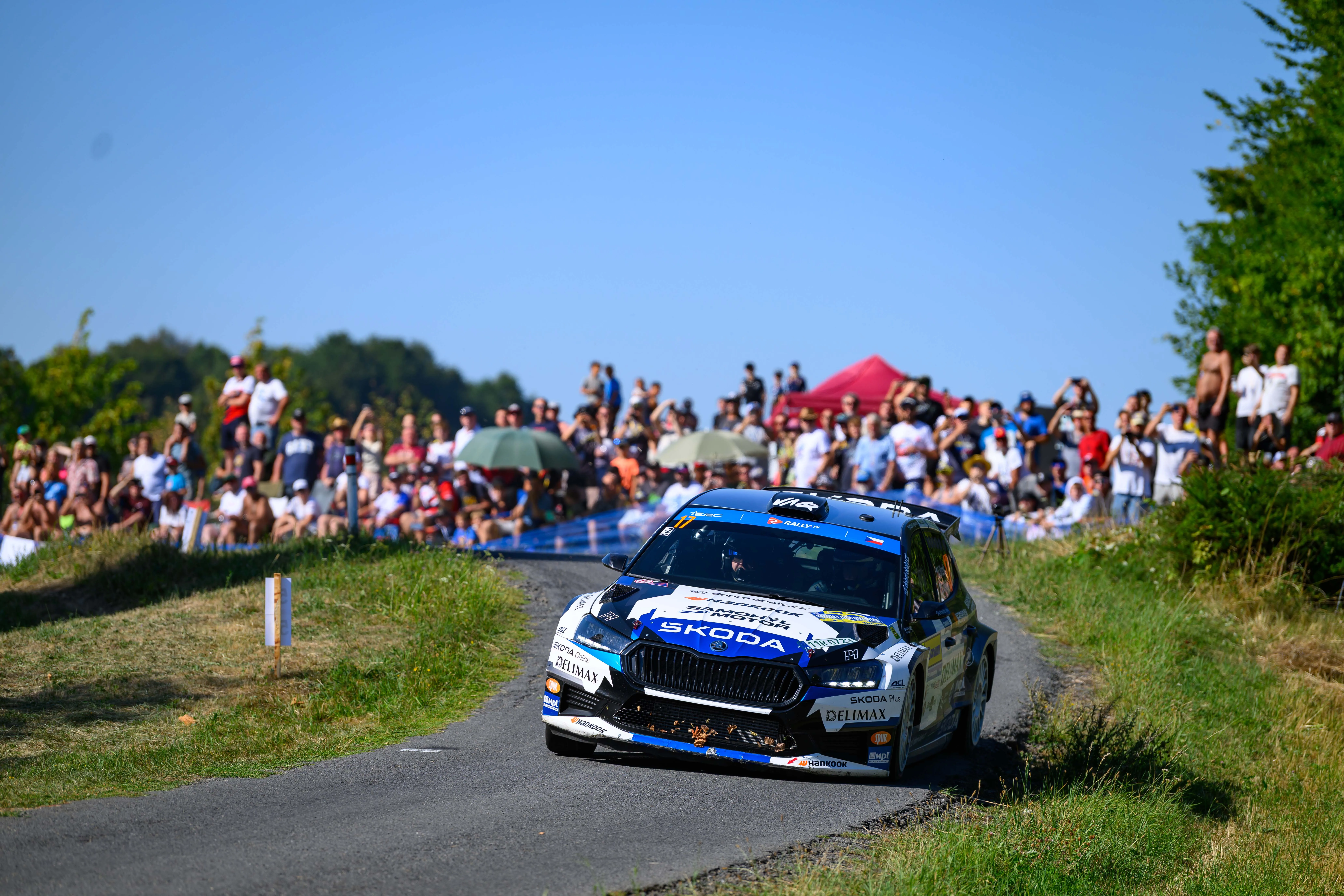 Adam Brezik Kunci Juara Barum Czech Rally Zlin, Cetak Kemenangan Perdana ERC