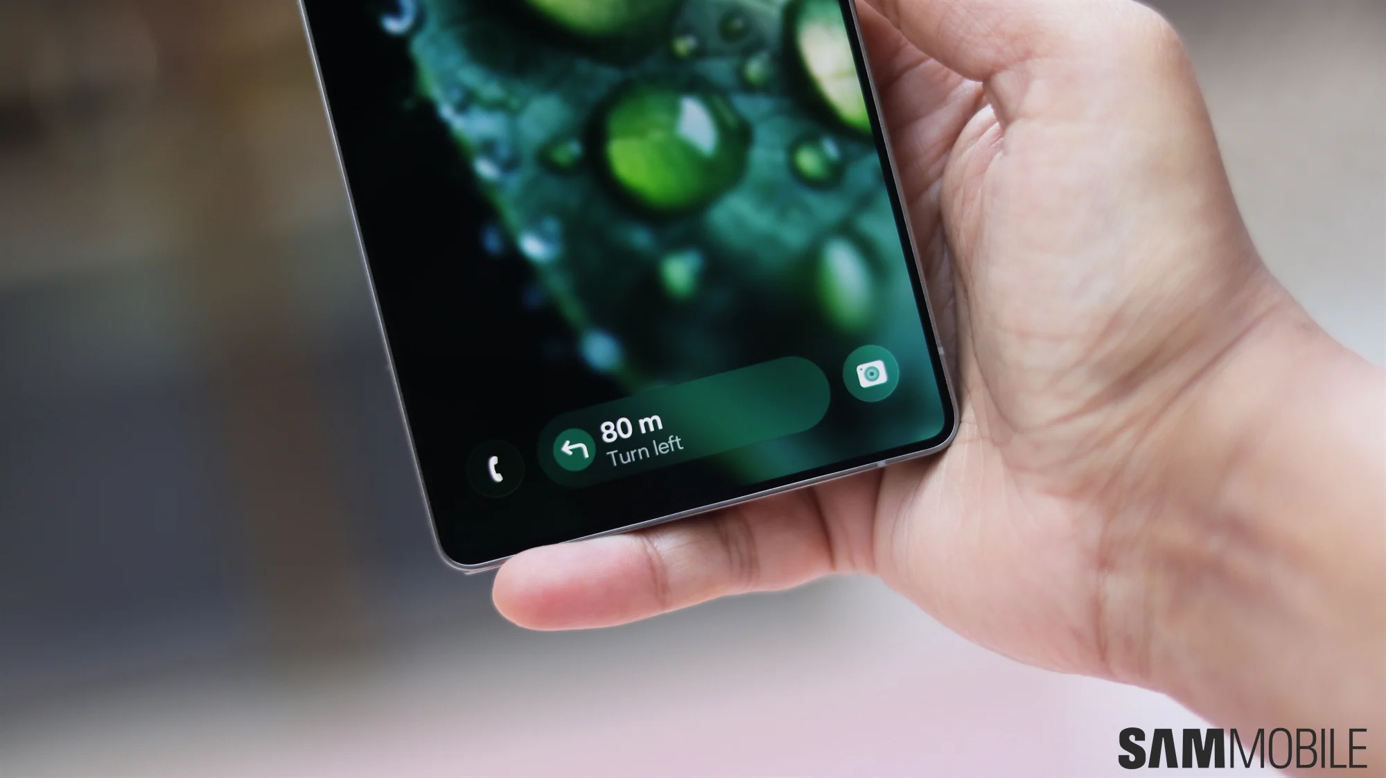 Aplikasi Pelacakan Penerbangan Aviate Hadir di Now Bar Samsung Galaxy