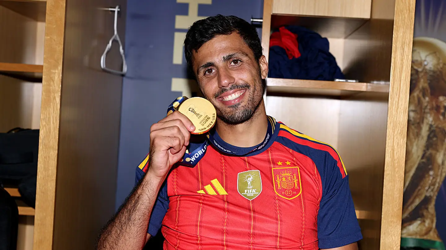Pemain tengah Manchester City Rodri dalam sesi latihan
