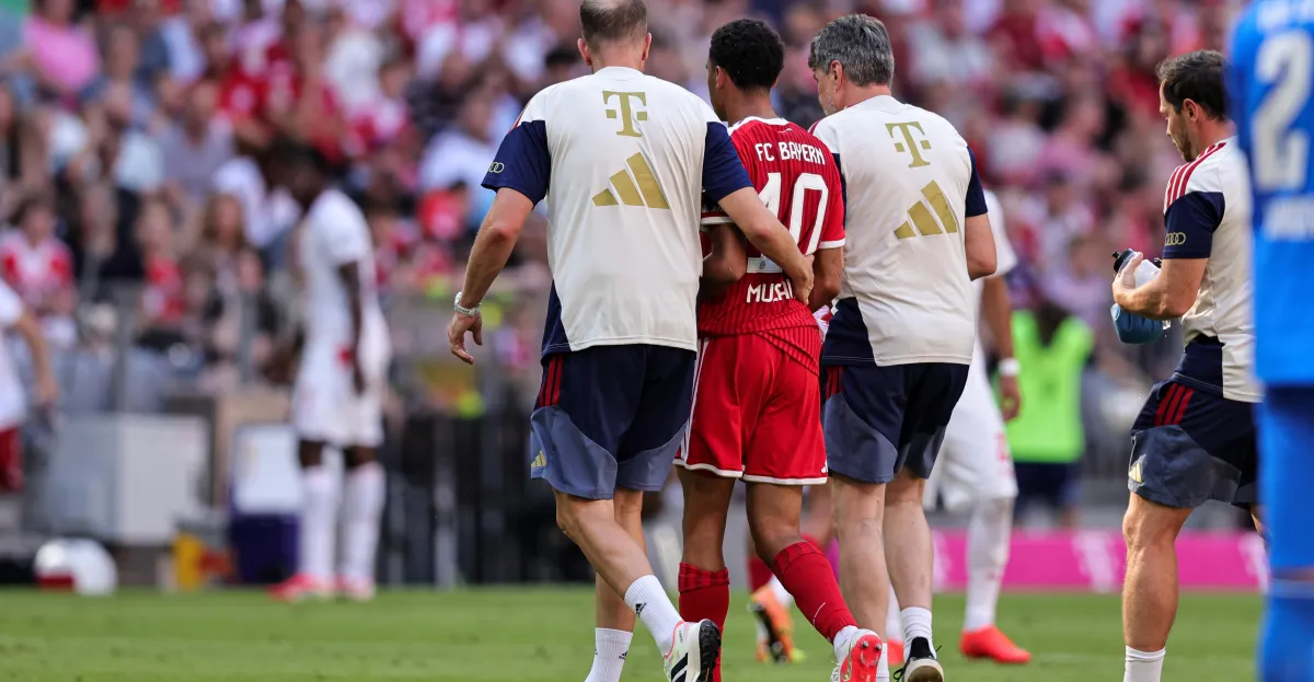 Jamal Musiala pemain Bayern Munich saat bertanding di lapangan hijau