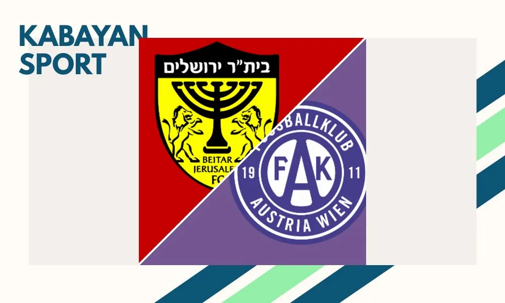 Pemain Beitar Jerusalem berduel perebutan bola melawan Austria Vienna di Kualifikasi UEFA Conference League