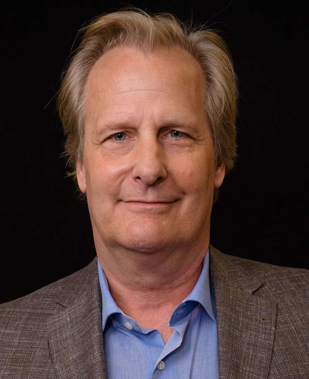 Aktor senior Amerika Jeff Daniels peraih dua Primetime Emmy Awards