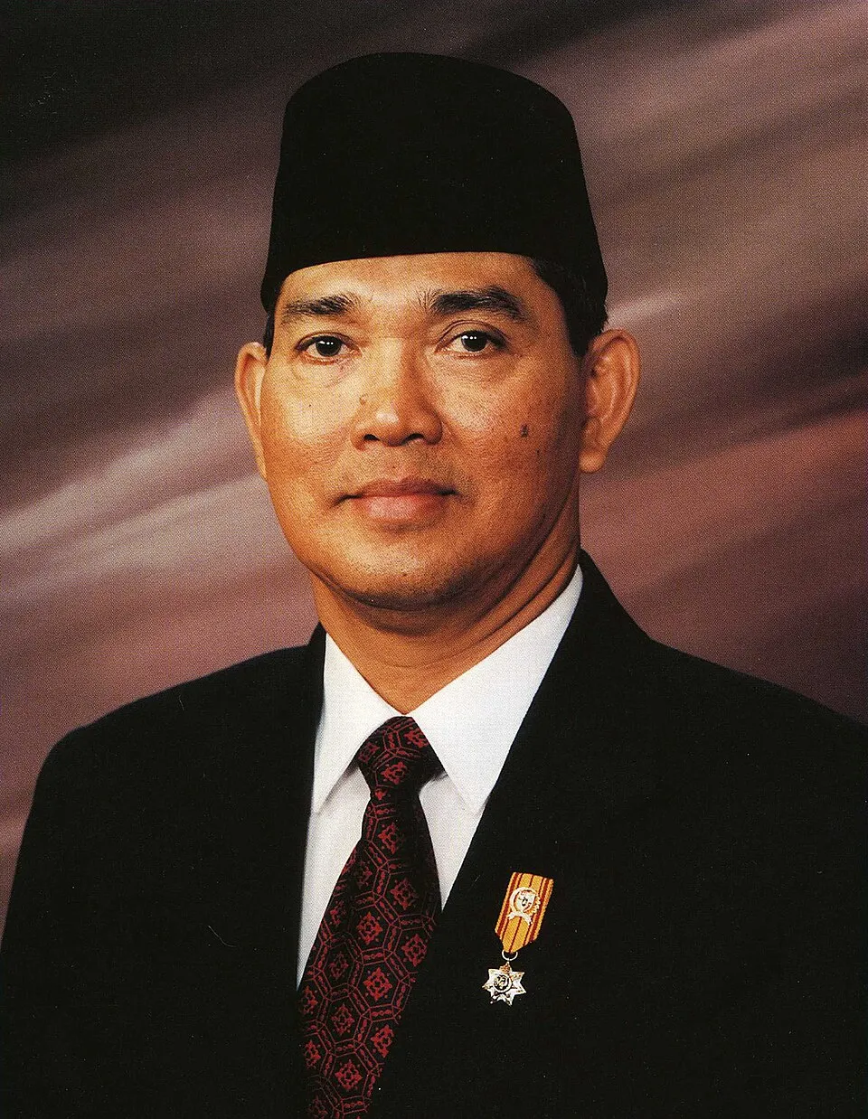 Potret Try Sutrisno, mantan Wakil Presiden Indonesia dan purnawirawan jenderal TNI