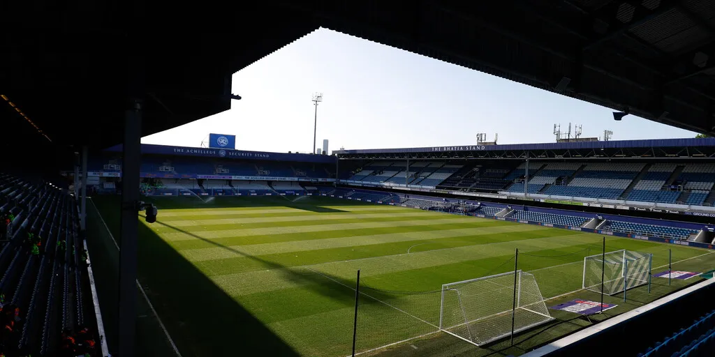 Stadion Loftus Road kandang Queens Park Rangers lokasi laga tandang Bolton Wanderers