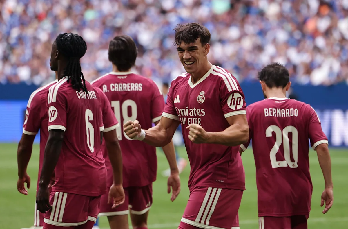 Carlos Espi cetak gol pramusim Real Madrid di bawah arahan Jose Mourinho