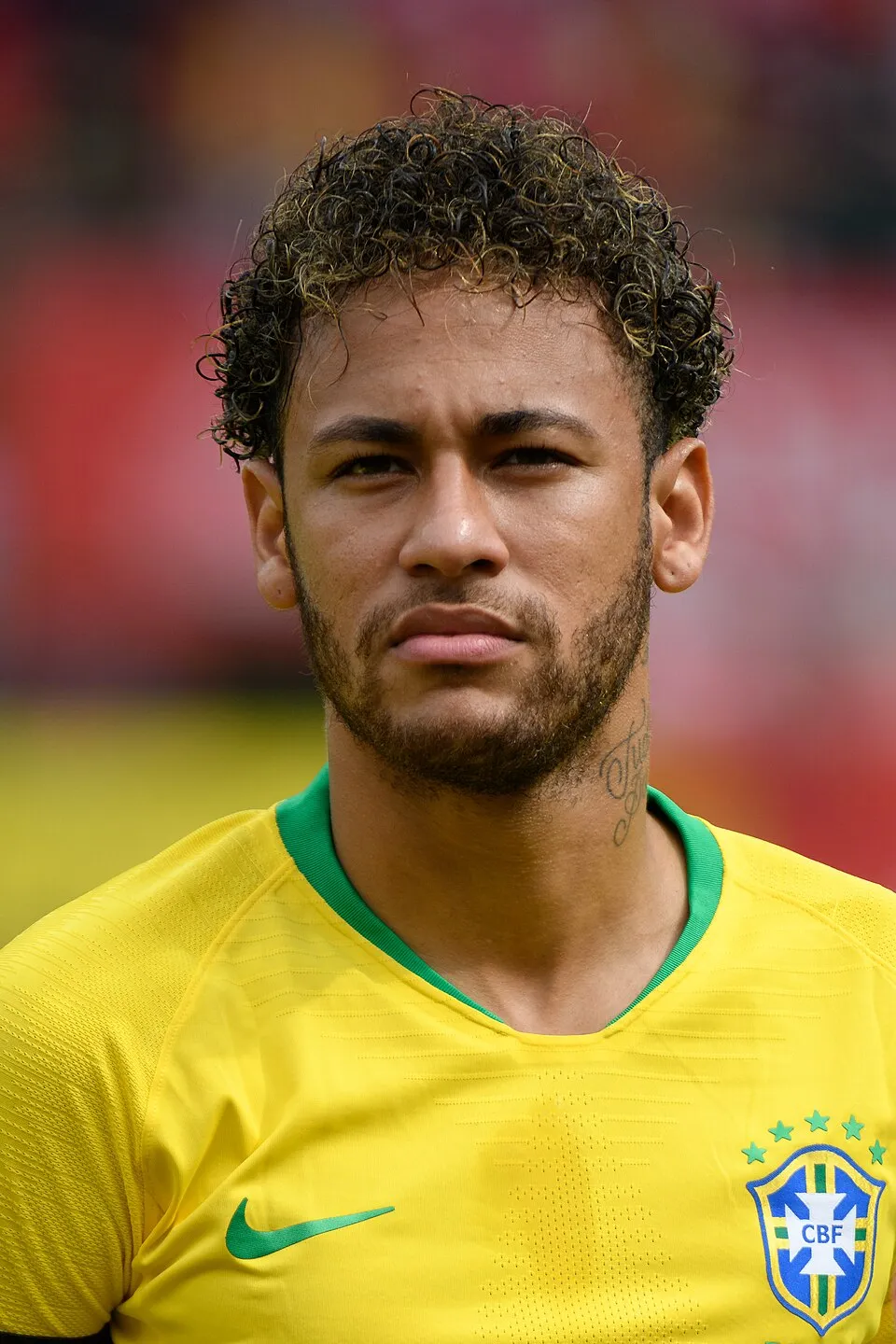 Neymar merayakan gol bersama timnas Brasil dalam pertandingan internasional