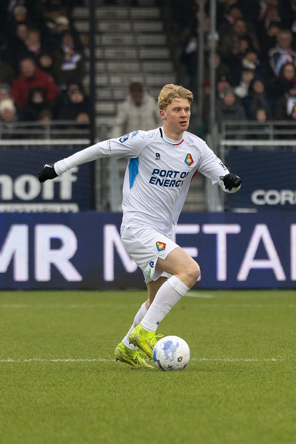 Foto Cedric Hatenboer saat berseragam klub sepak bola Telstar