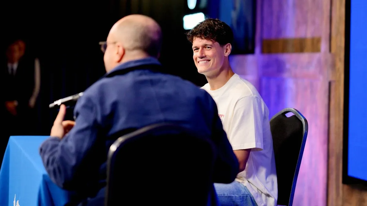 Christian Norgaard berbicara di acara Men in Blazers mengenai kondisinya di Everton