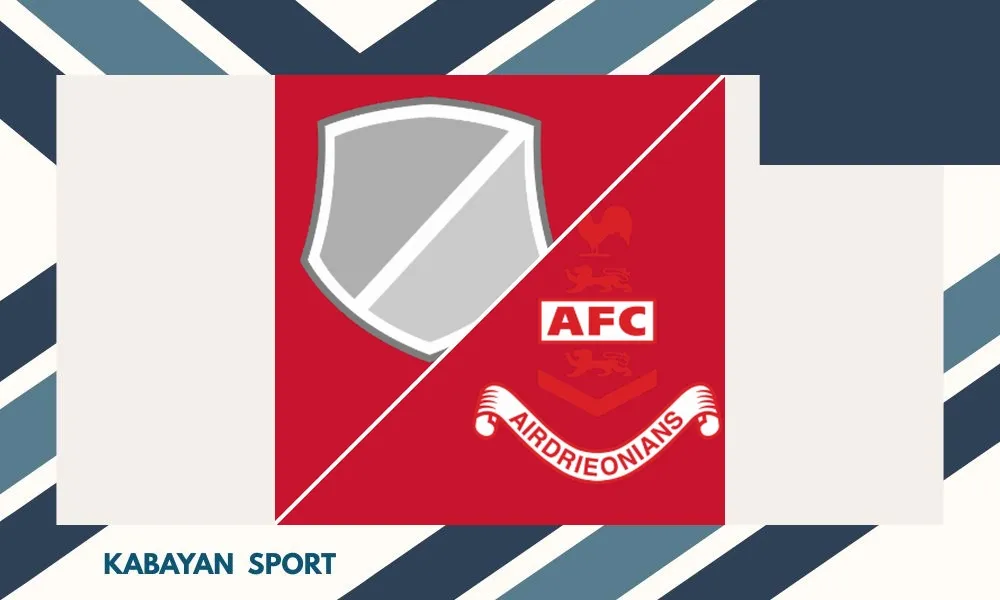 Pemain Clyde merayakan gol kemenangan atas Airdrieonians di New Douglas Park