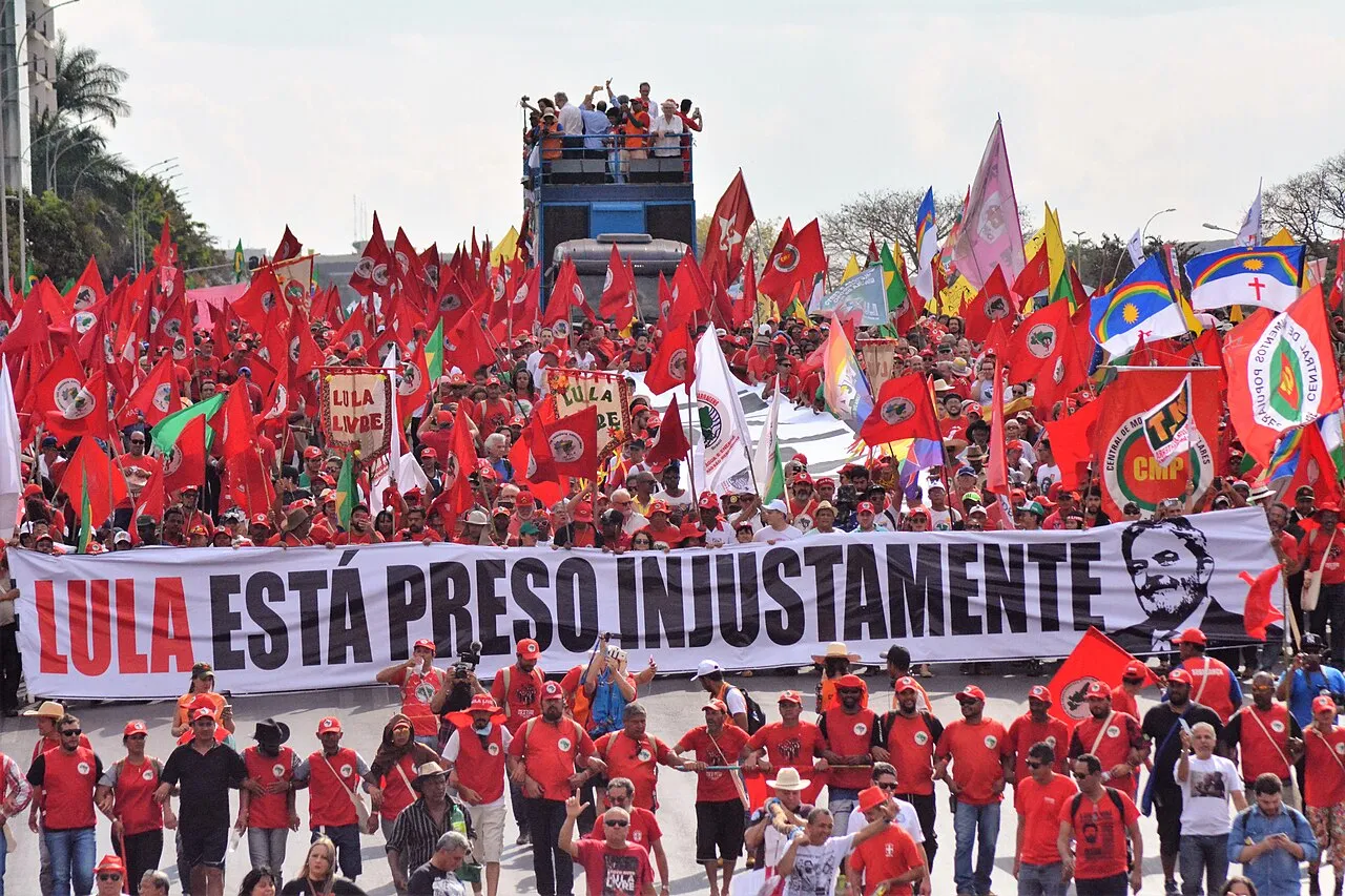 Ilustrasi penjelasan ideologi politik Lulism di Brasil