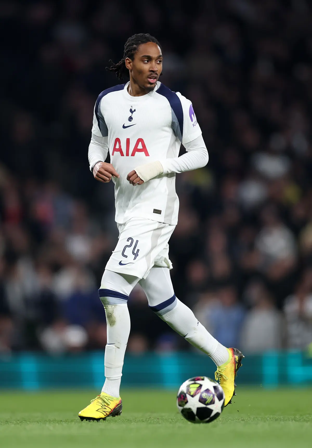 Foto Djed Spence saat berseragam klub sepak bola