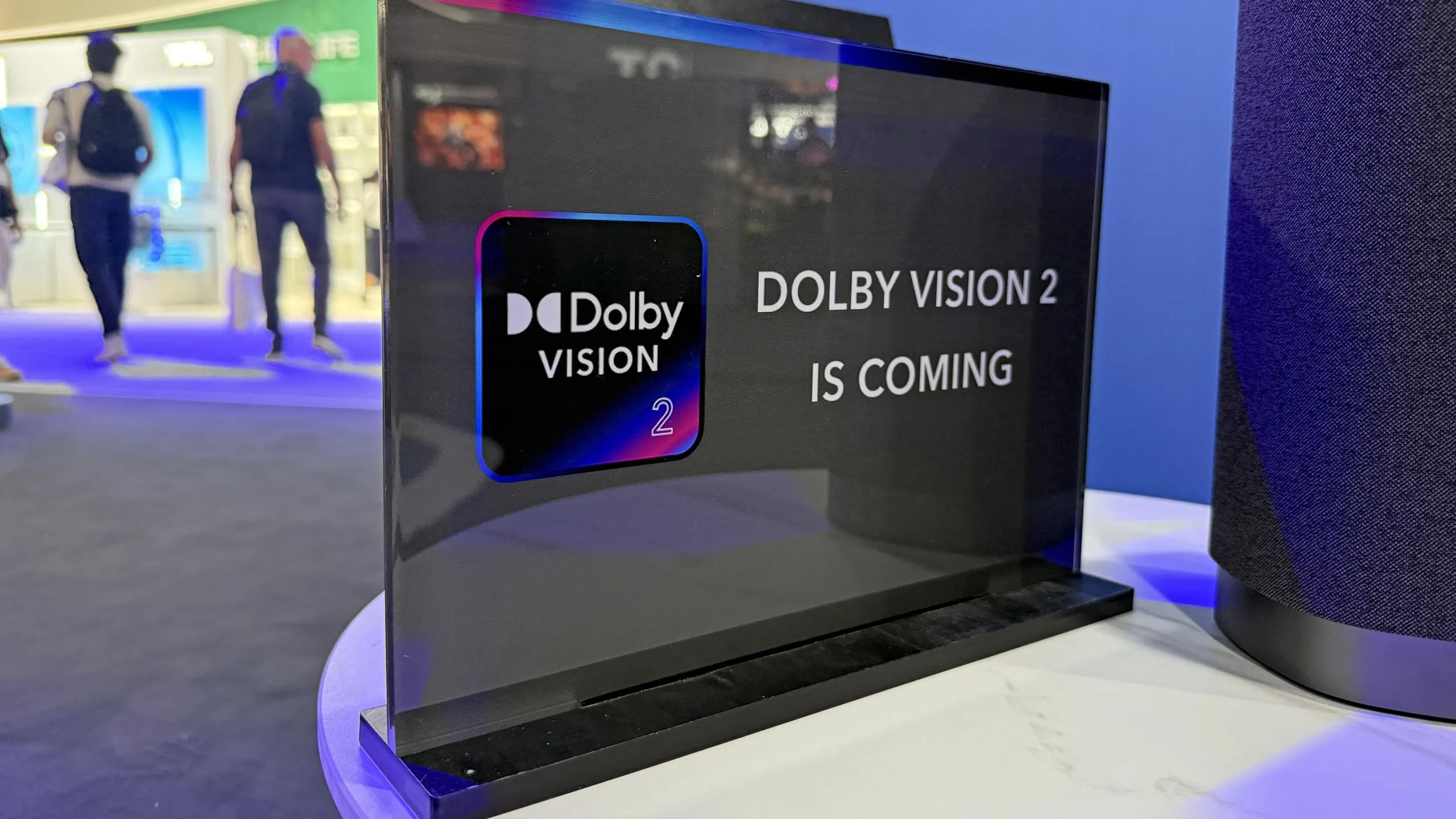 Ilustrasi teknologi Dolby Vision 2 pada perangkat televisi modern
