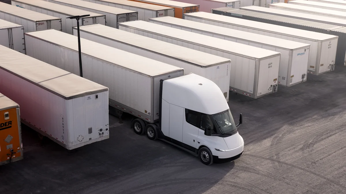 Einride tambah 500 truk listrik Tesla Semi untuk perkuat armada logistik