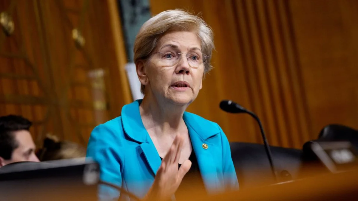 Elizabeth Warren mendesak SEC usut meme coin Donald Trump yang rugikan investor