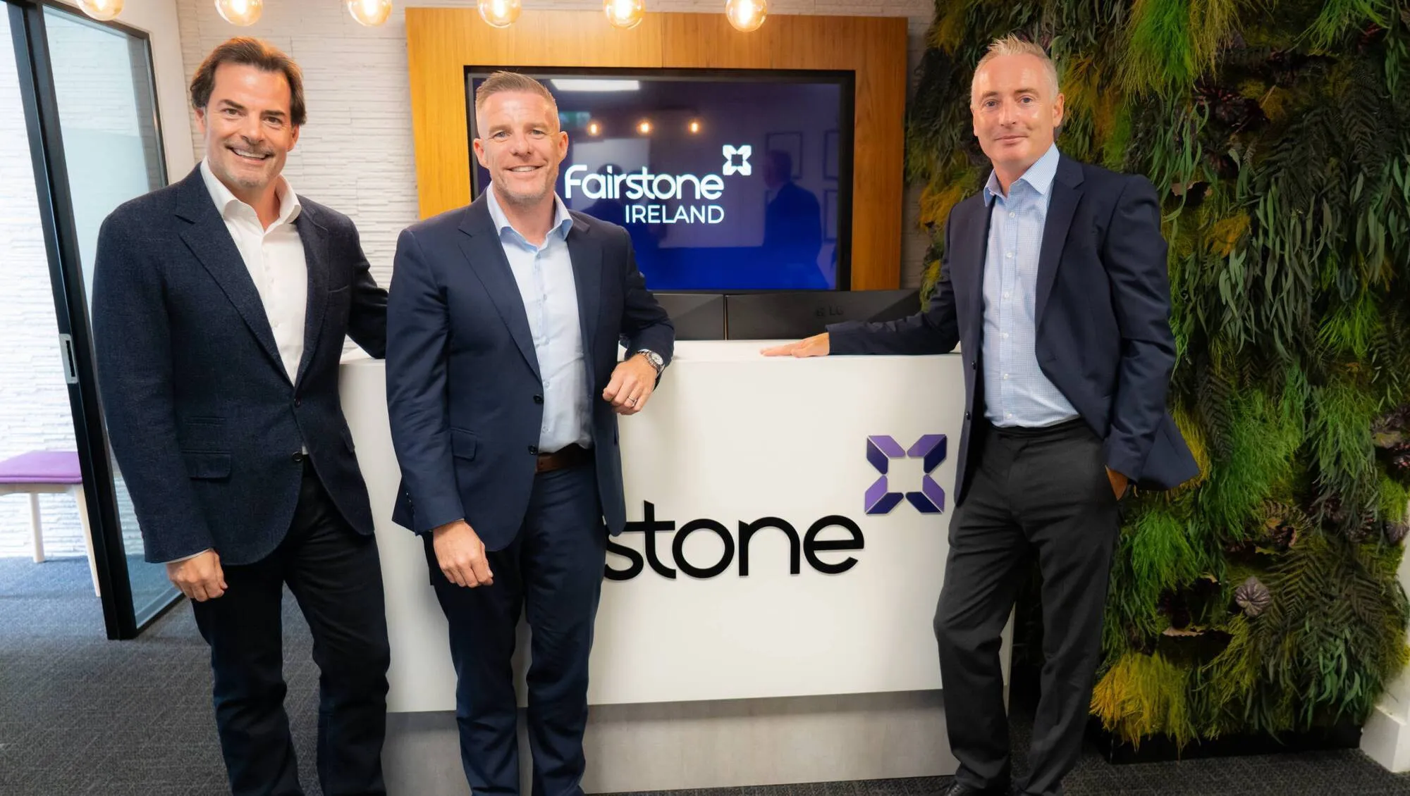 Ian Brady dan Paul Merriman dalam pengumuman CEO baru Fairstone Ireland
