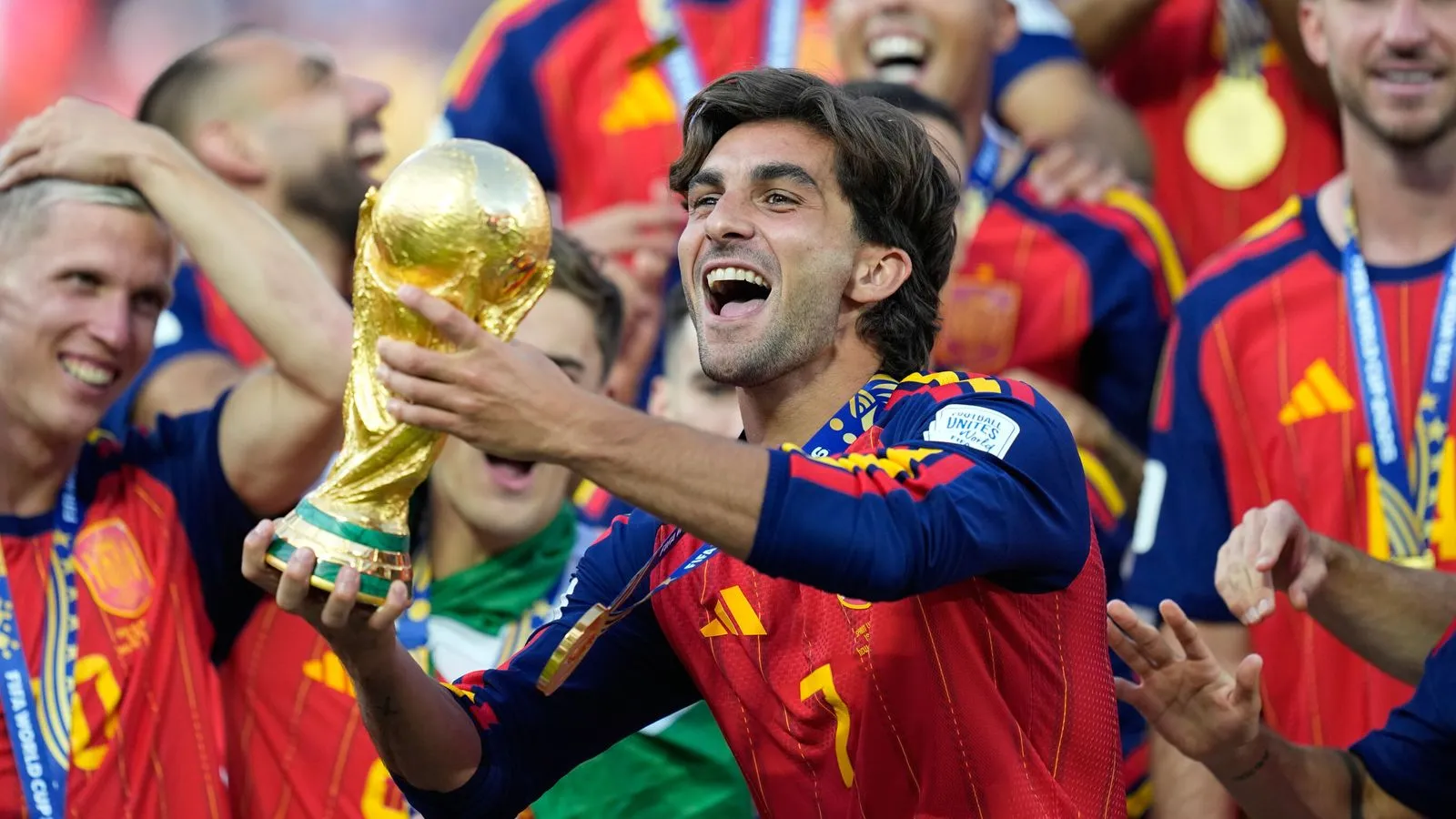 Pemain sepak bola Ferran Torres saat bersiap membela tim nasional