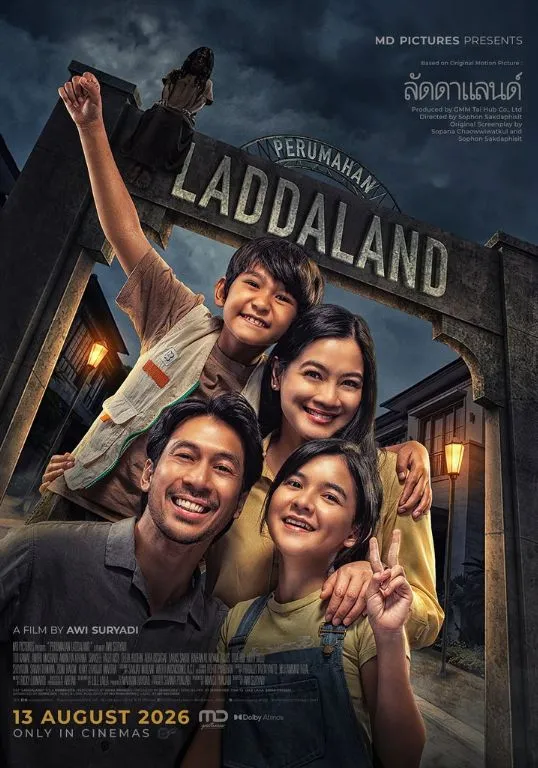 Poster film Perumahan Laddaland yang dibintangi Titi Kamal dan Andri Mashadi