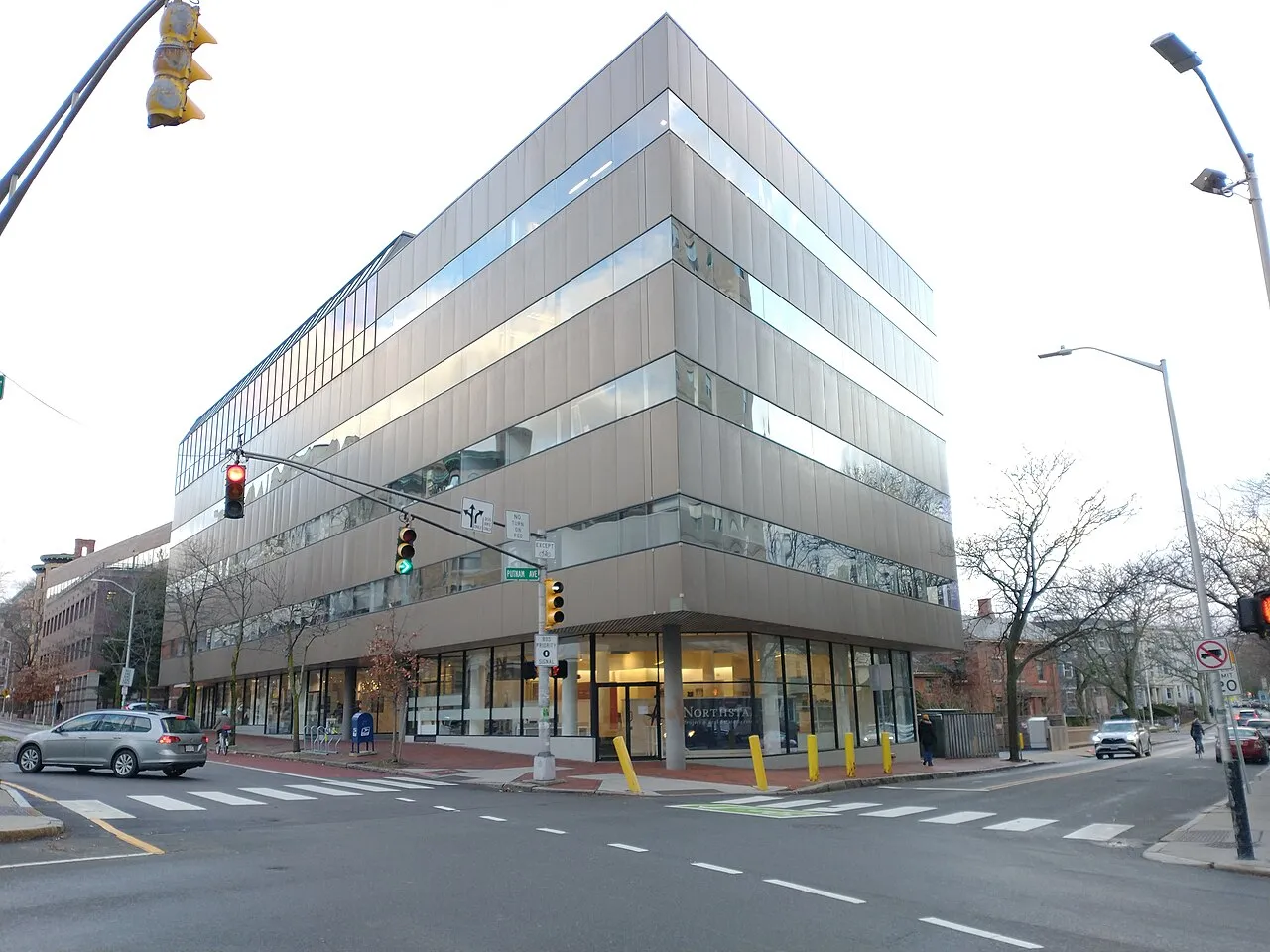 Gedung kantor pusat National Bureau of Economic Research di Cambridge, Massachusetts, Amerika Serikat