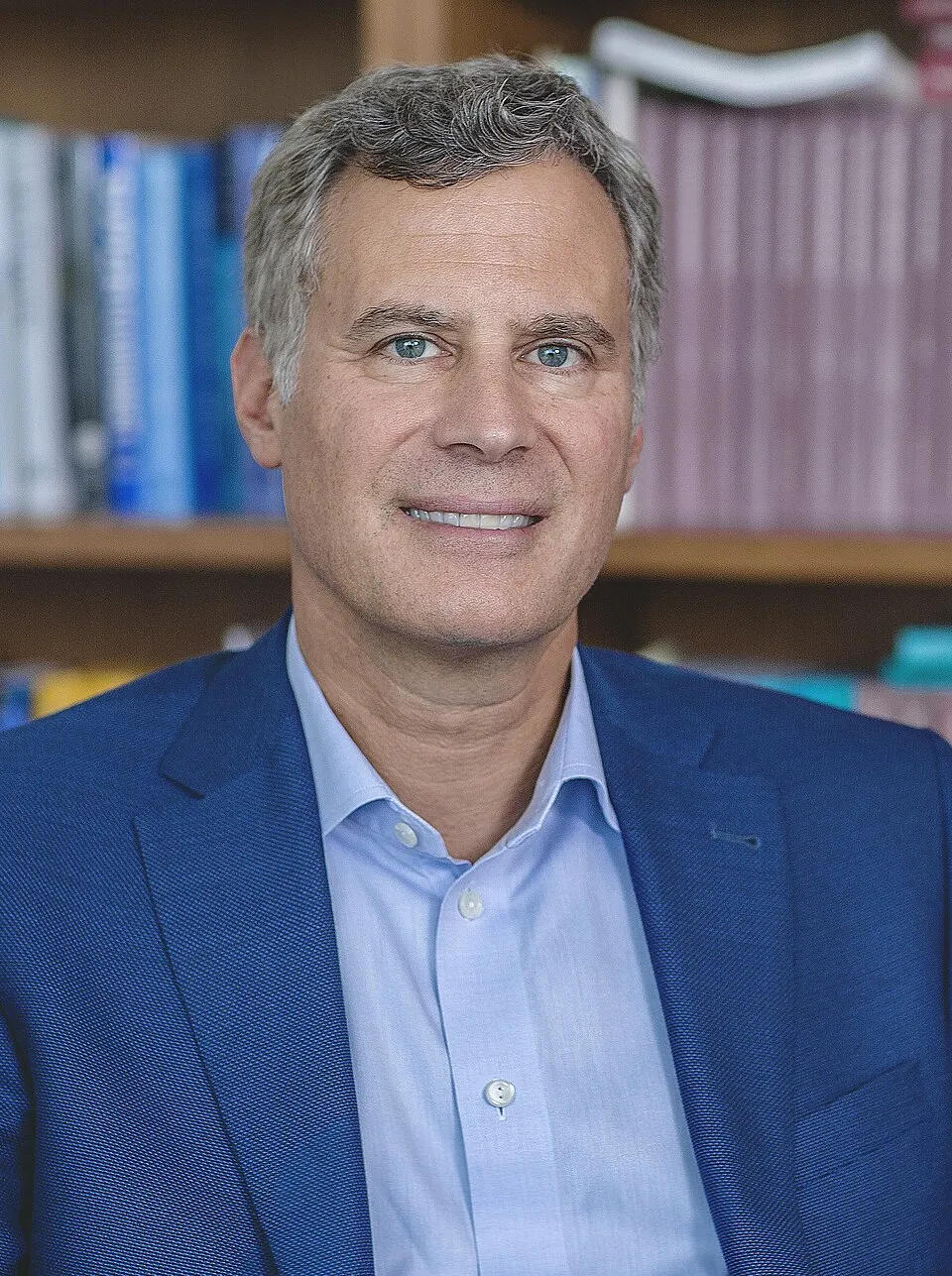 Foto resmi Alan B. Krueger, ekonom terkemuka dan mantan Ketua Dewan Penasihat Ekonomi Gedung Putih