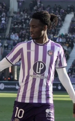 Ibrahim Cissoko sebagai salah satu penyerang sayap andalan PEC Zwolle dan tim nasional Guinea