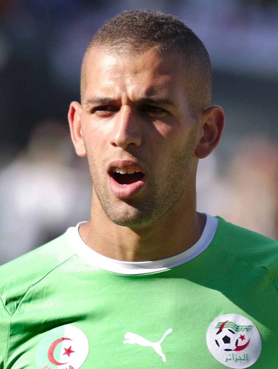 Foto Islam Slimani dalam balutan seragam Tim Nasional Aljazair