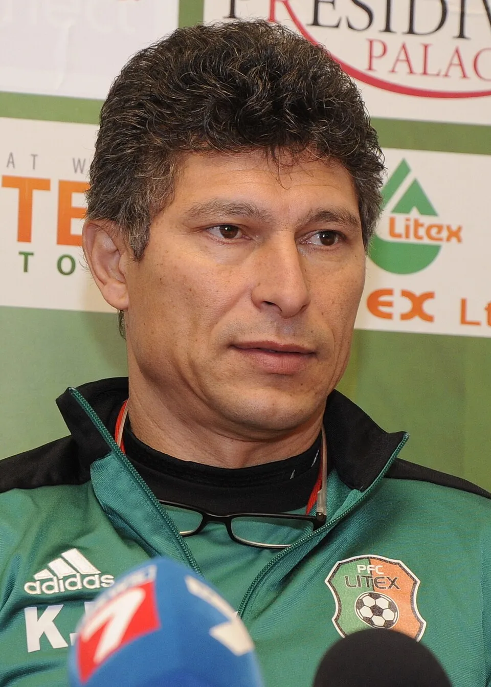 Foto Krasimir Balakov, mantan gelandang serang dan manajer tim nasional sepak bola Bulgaria