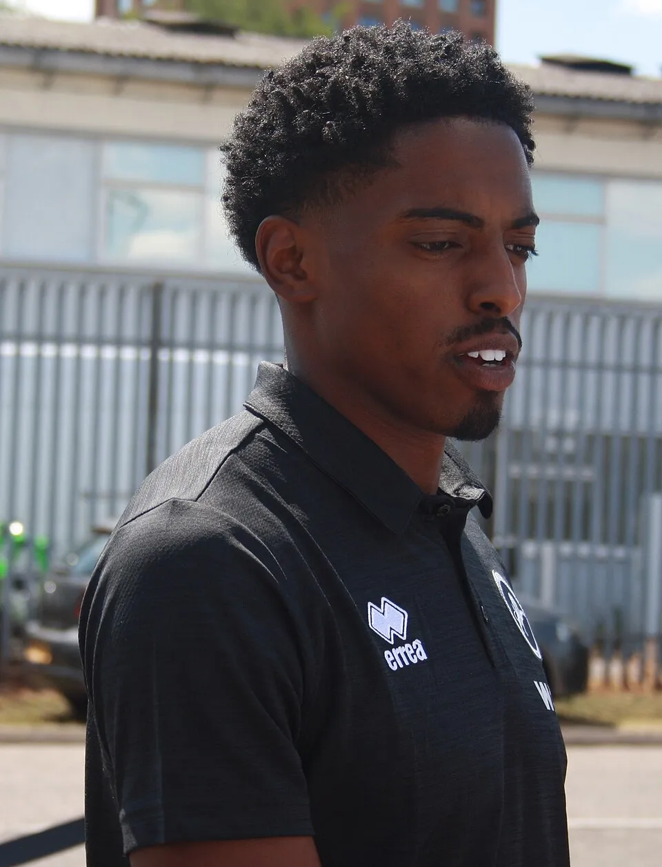 Foto resmi Kyrell Lisbie, penyerang sayap profesional asal Inggris yang bermain untuk klub Millwall