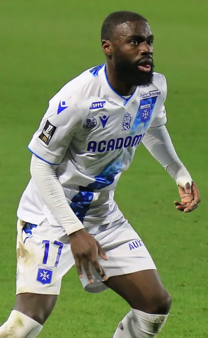 Foto resmi Lassine Sinayoko, pesepak bola profesional asal Mali