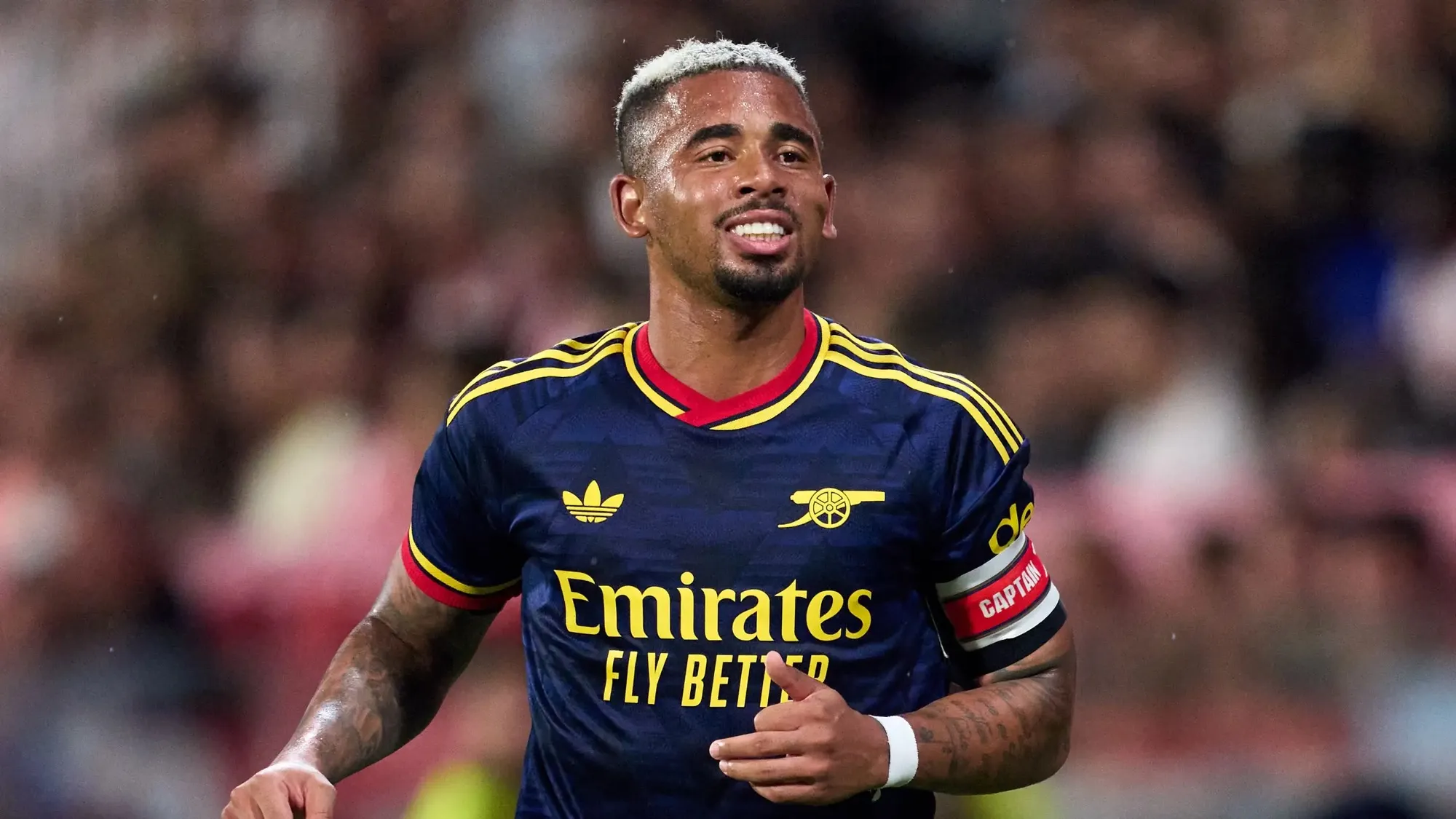 Penyerang Arsenal Gabriel Jesus merayakan gol di lapangan hijau