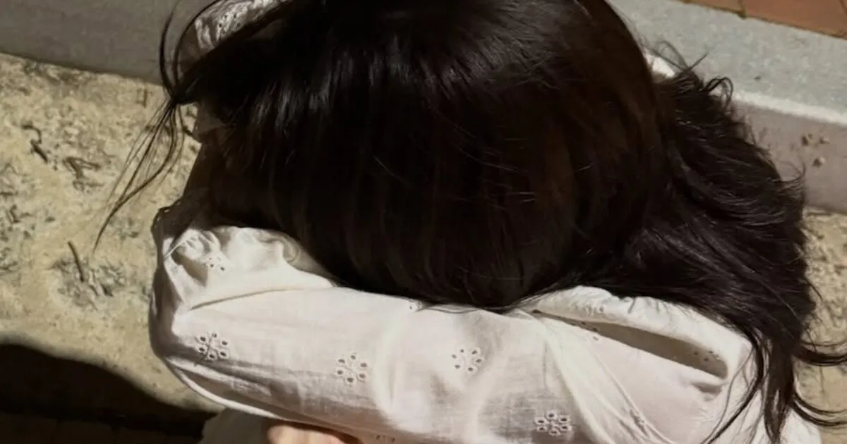 Aktris Ha Young menangis di lokasi syuting drama di tengah skandal keluarga pro-Jepang