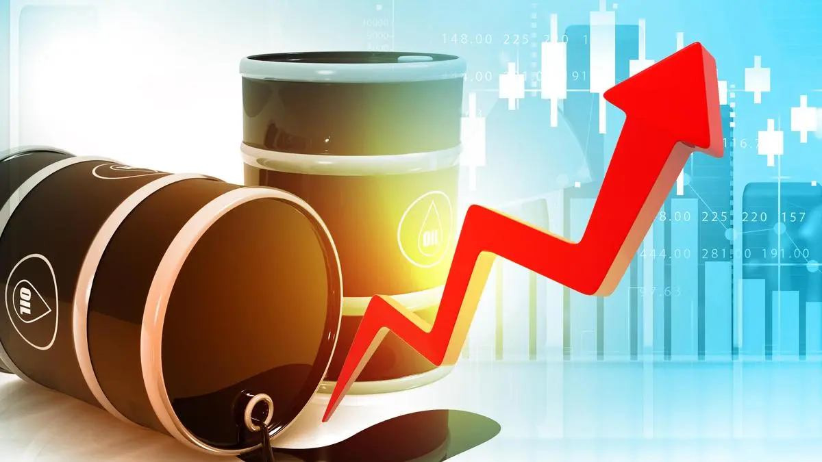 Grafik pergerakan harga minyak mentah di pasar komoditas global