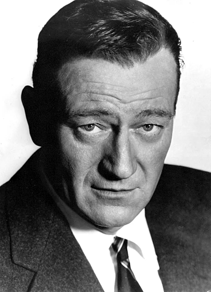 Potret aktor legendaris Hollywood John Wayne semasa kariernya
