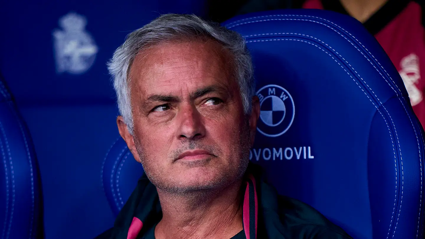 Jose Mourinho resmi kembali menukangi Real Madrid setelah 13 tahun