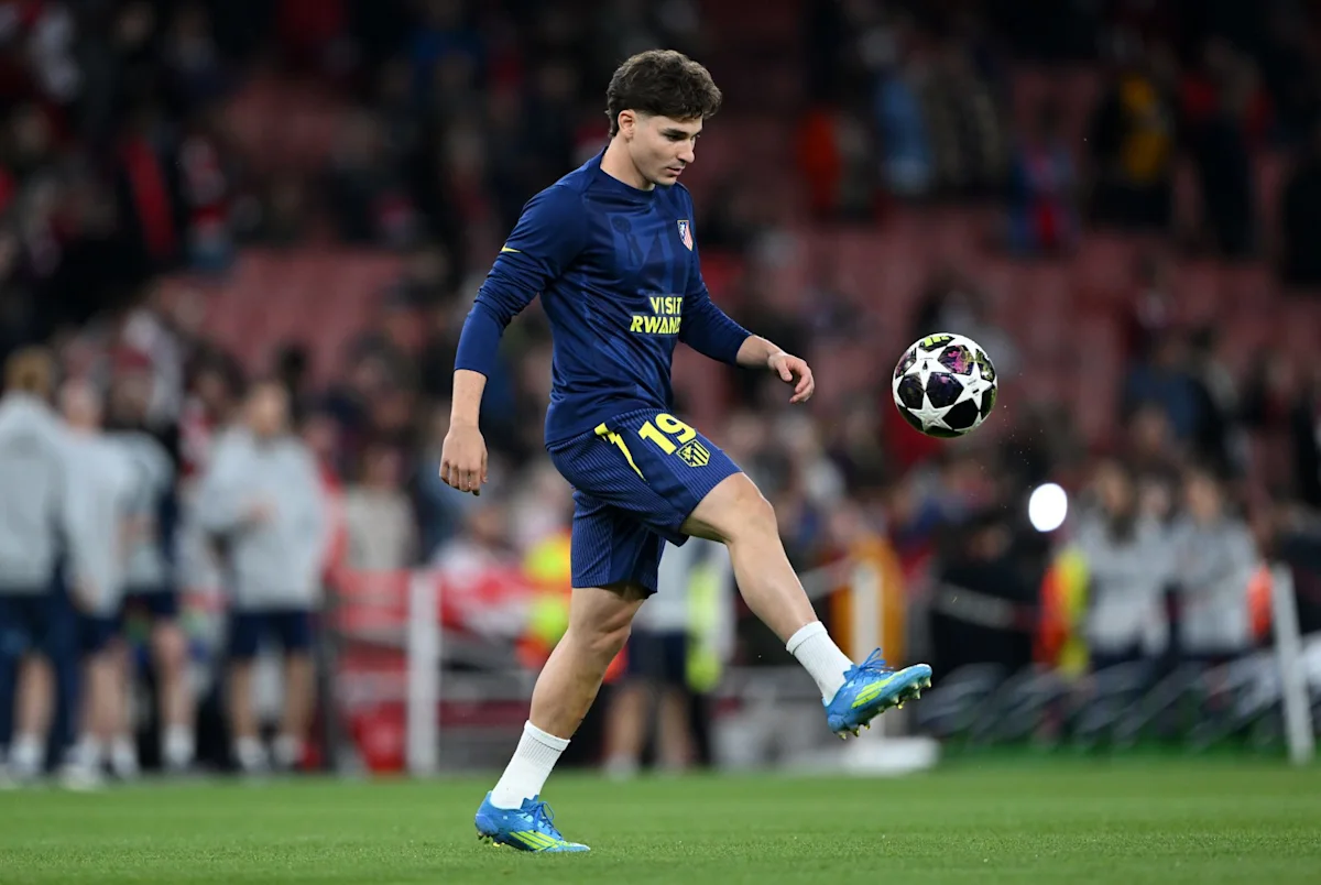 Julian Alvarez akui buat kesalahan terkait situasi transfer ke Barcelona